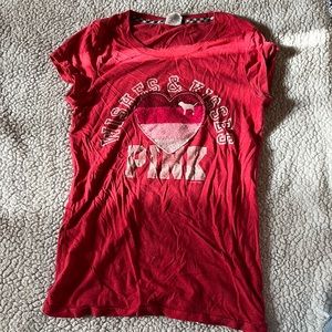 PINK T-shirt. Size:Medium